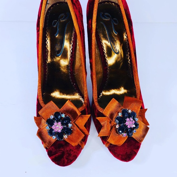 Women’s shoes - Picture 2 of 4